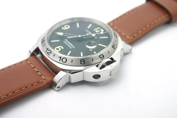 design-luxury-wrist-watch-unique
